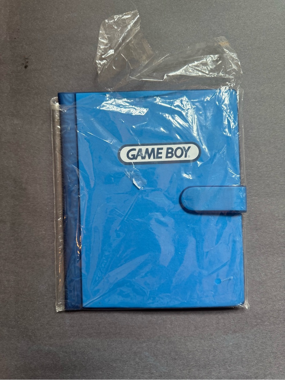 Blue Vintage 2001 Binder Nintendo Carrying Case Holds 16 Games Protector Book